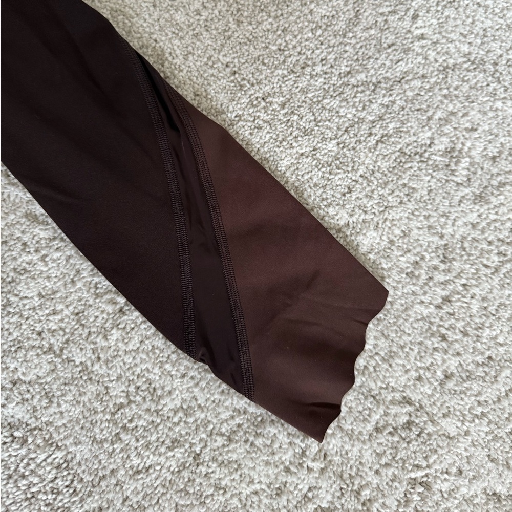 Brown lululemon leggings 23”